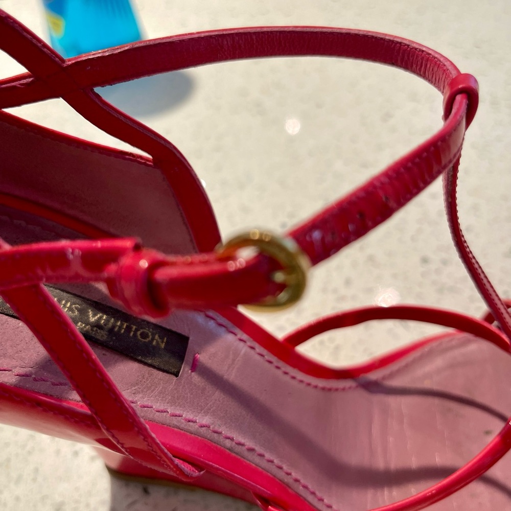 Lois Vuitton Shoes / Sandals / Pink / Gold / Size 38 / 8 - Picture 6 of 7